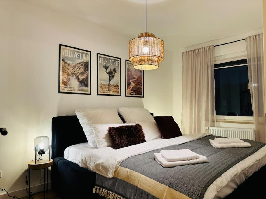 Klassen - Designer Fuer 6 - Zentral - 2x Kingsize Apartment Essen